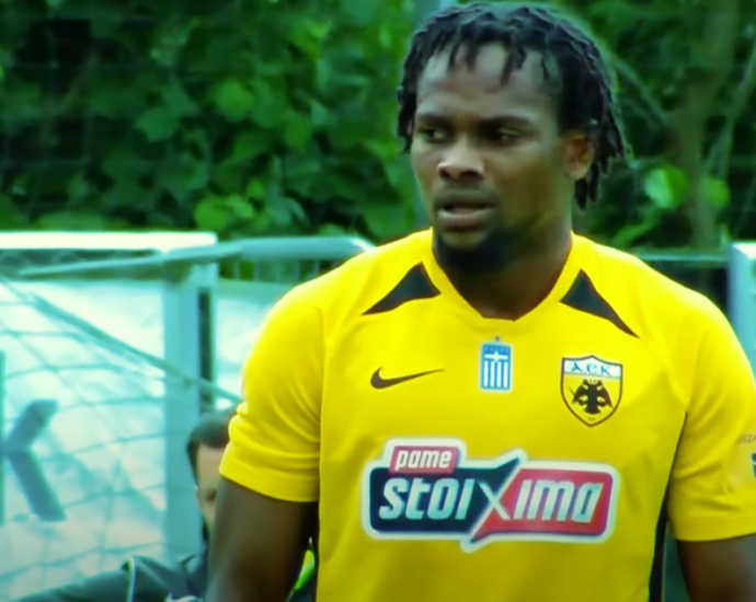 λιβάι γκαρσία, αεκ, μεταγραφή, super league